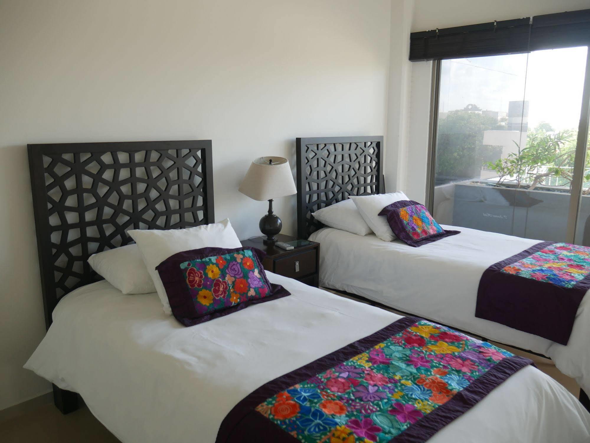 5th Avenue Apartahotel
