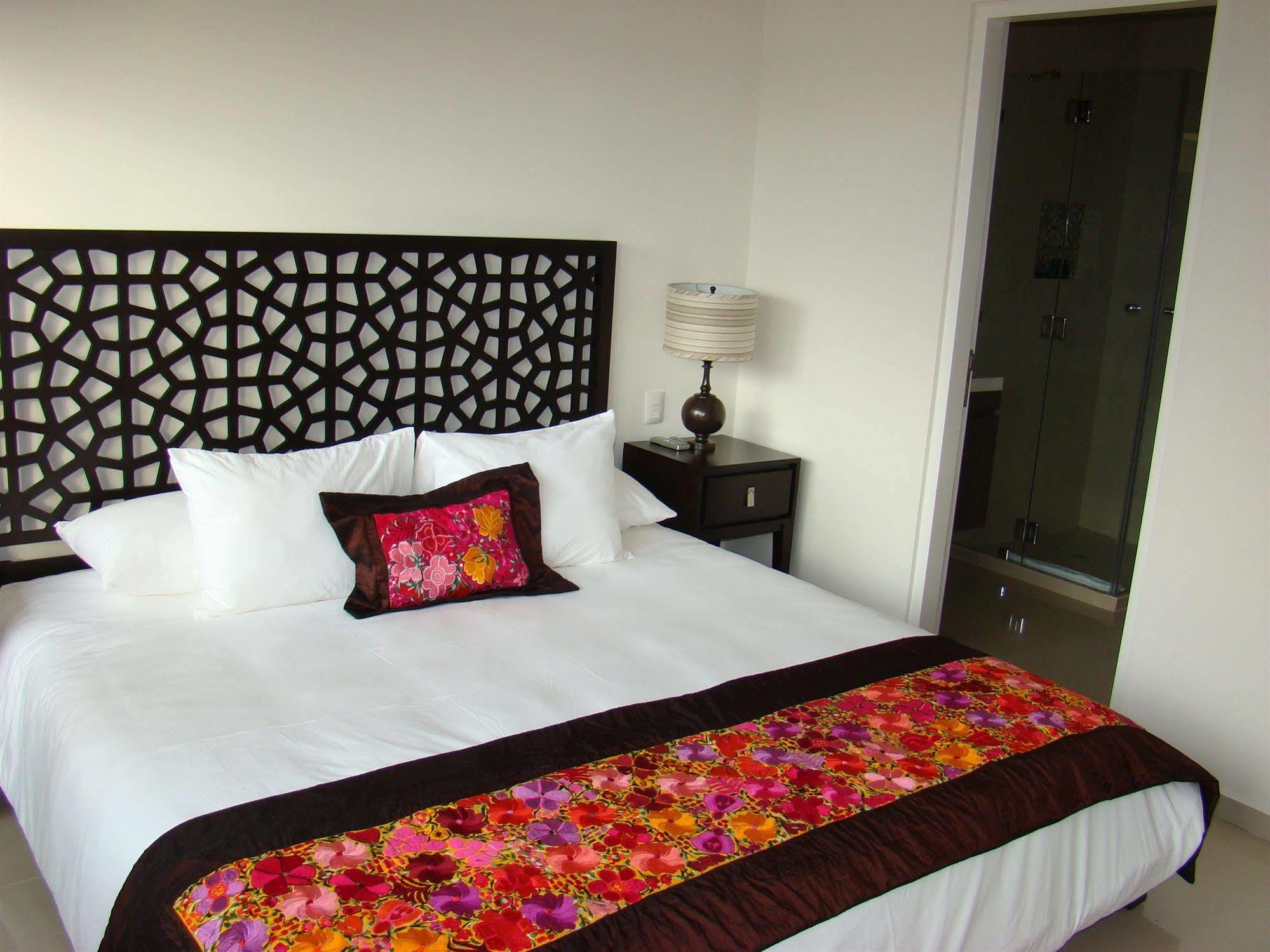 5th Avenue Apartahotel Playa del Carmen