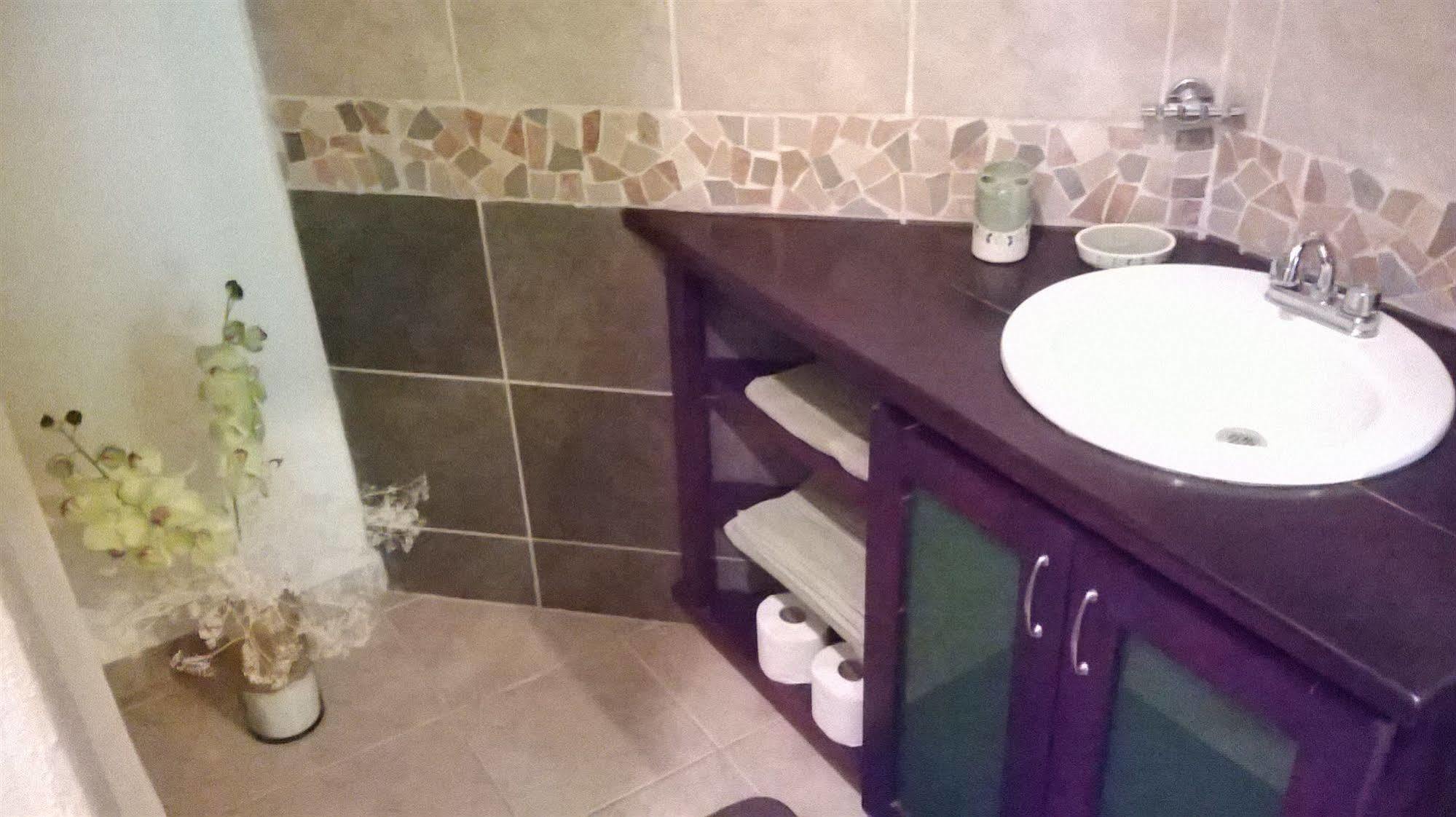Adelina Bed & Breakfast 3*