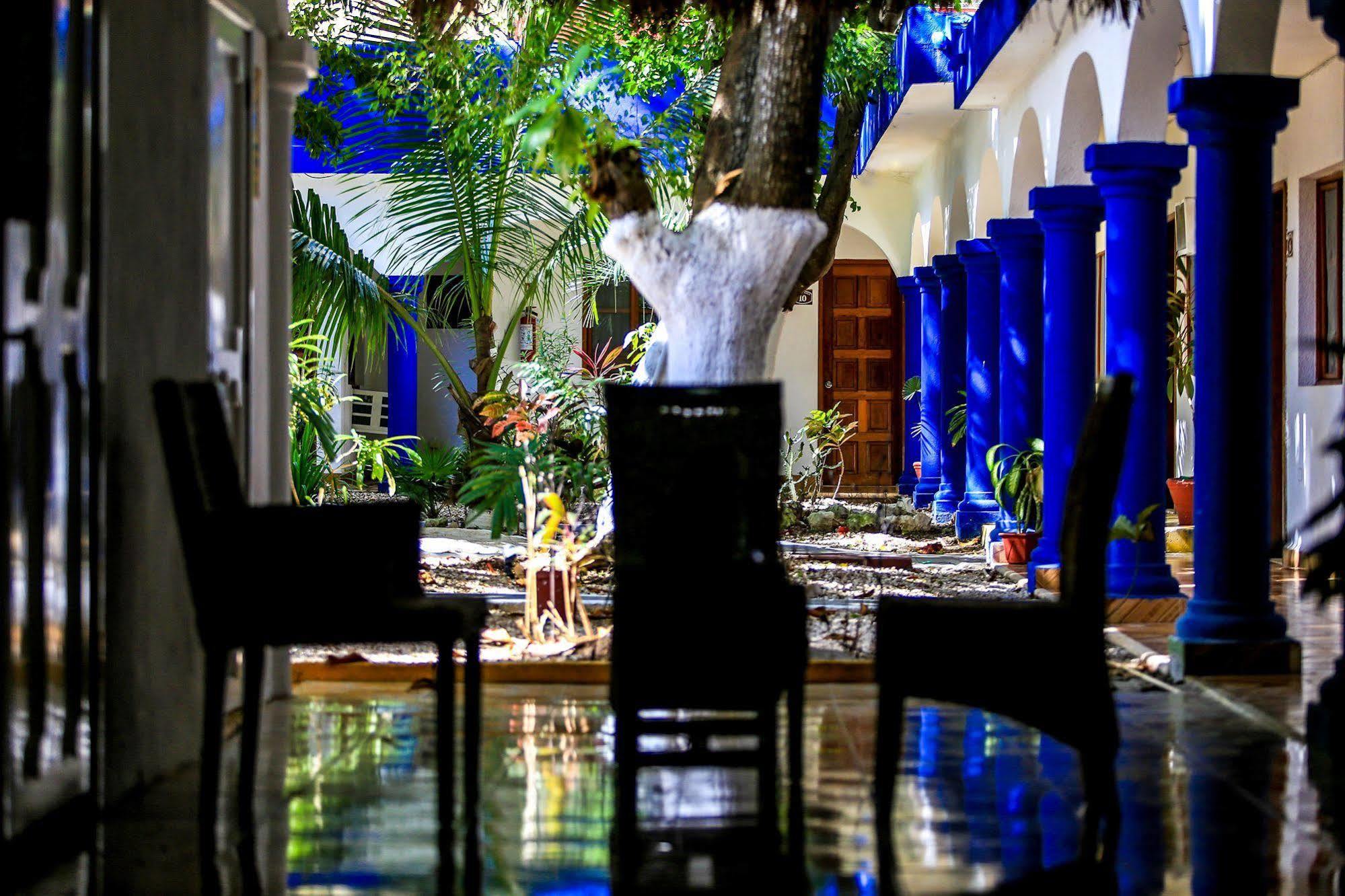 Azul By Encanto