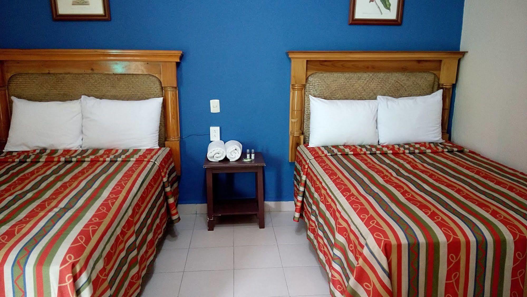Hotel La Alegria Playa del Carmen