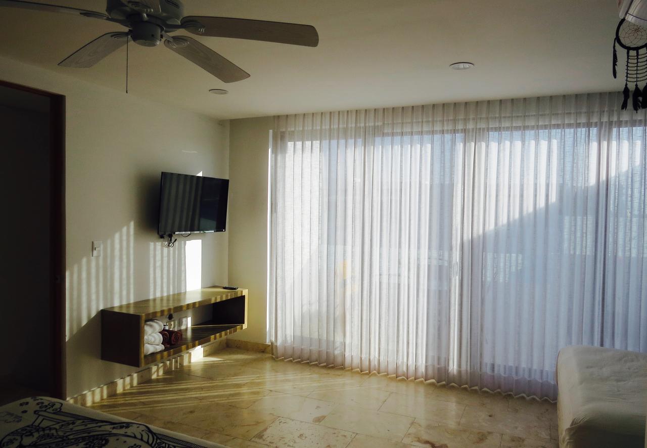 Anah Penthouse By Oceanfront Apartment