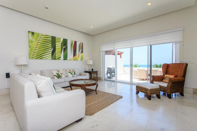 Okol Paraiso By Riviera