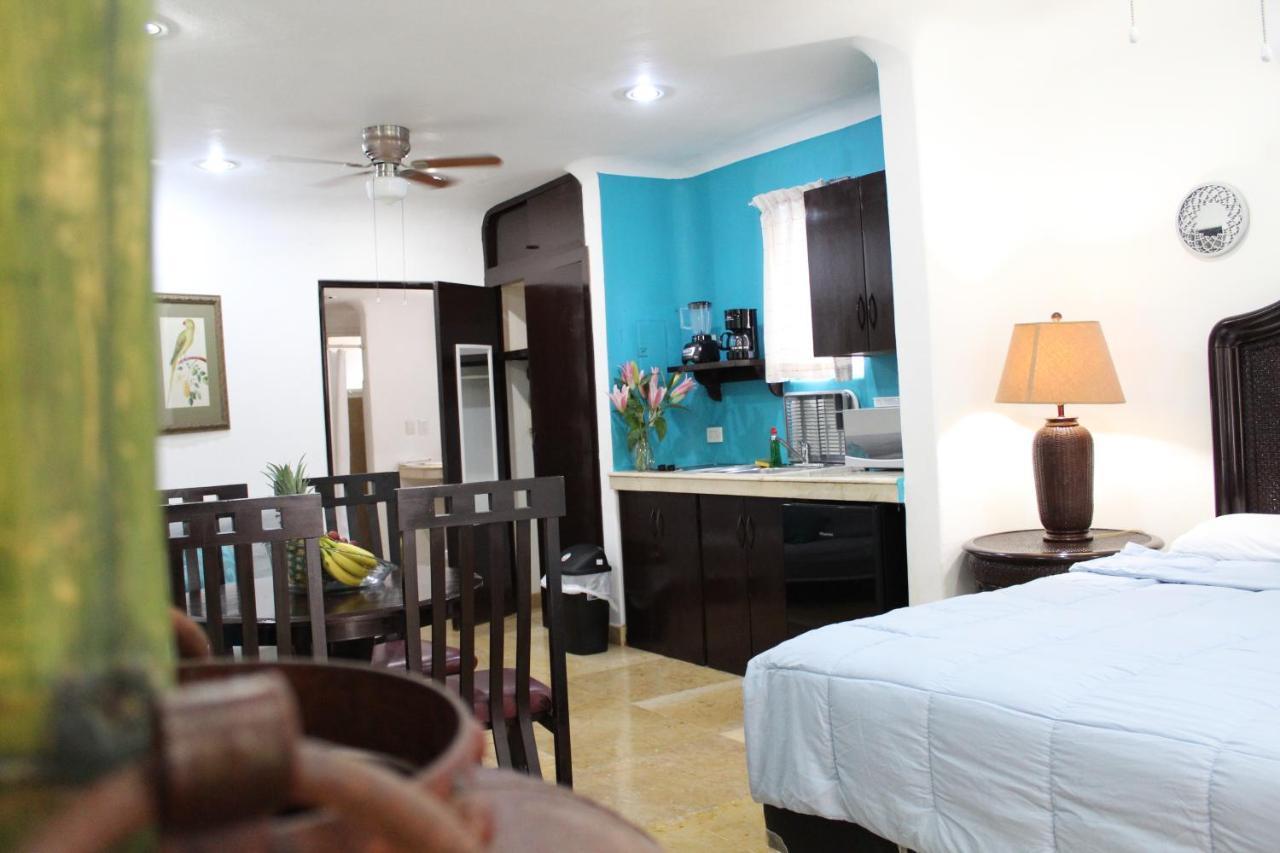 Blue Palms By Kamuvan Apartahotel Playa del Carmen