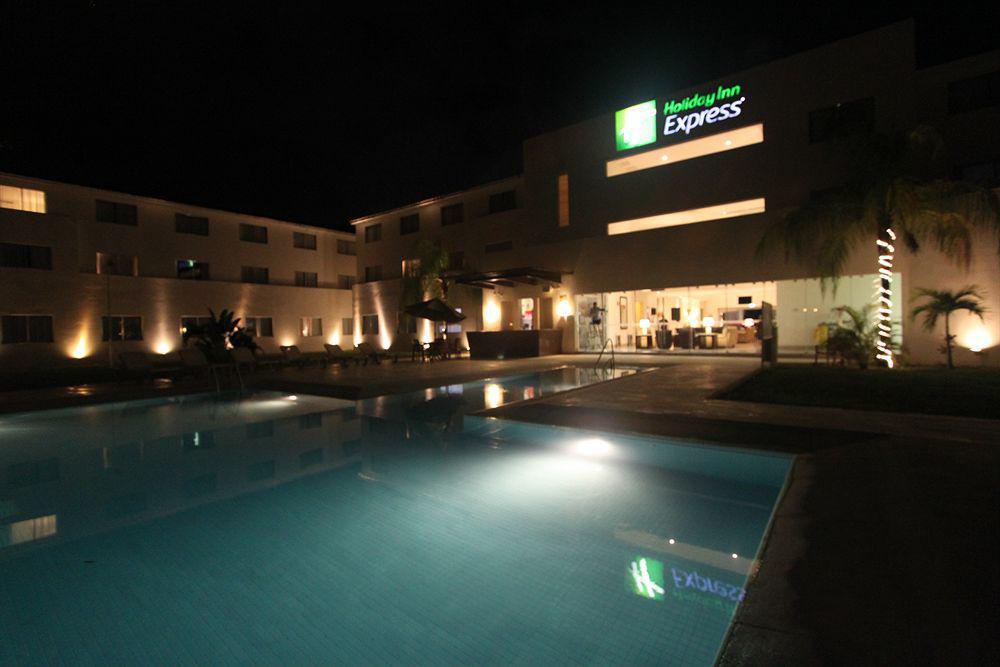 Wyndham Garden Hotel 5*