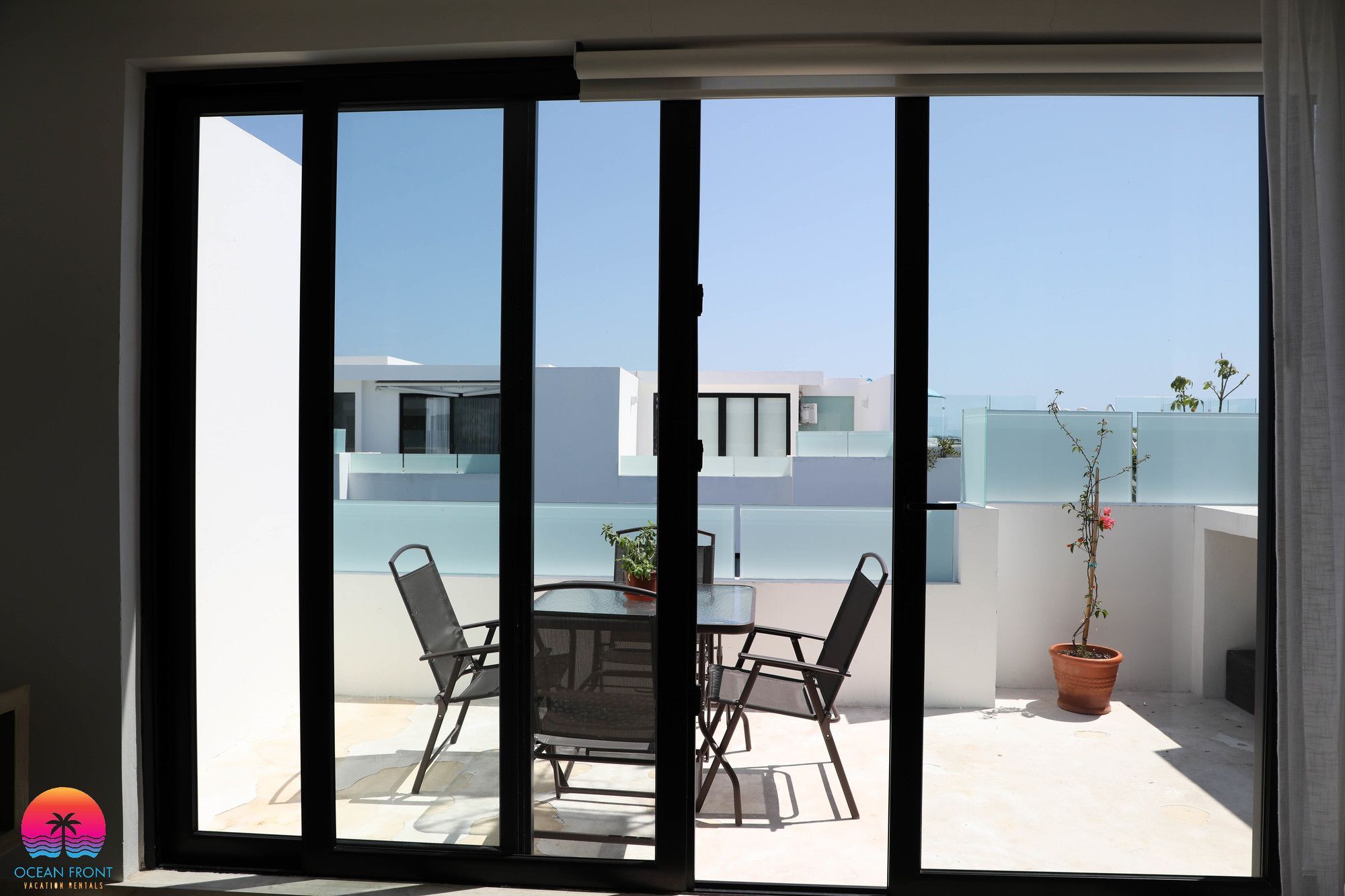 Anah Penthouse By Oceanfront Apartment *