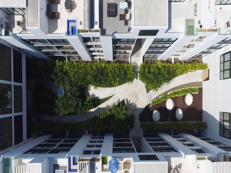 Anah Penthouse By Oceanfront Apartment