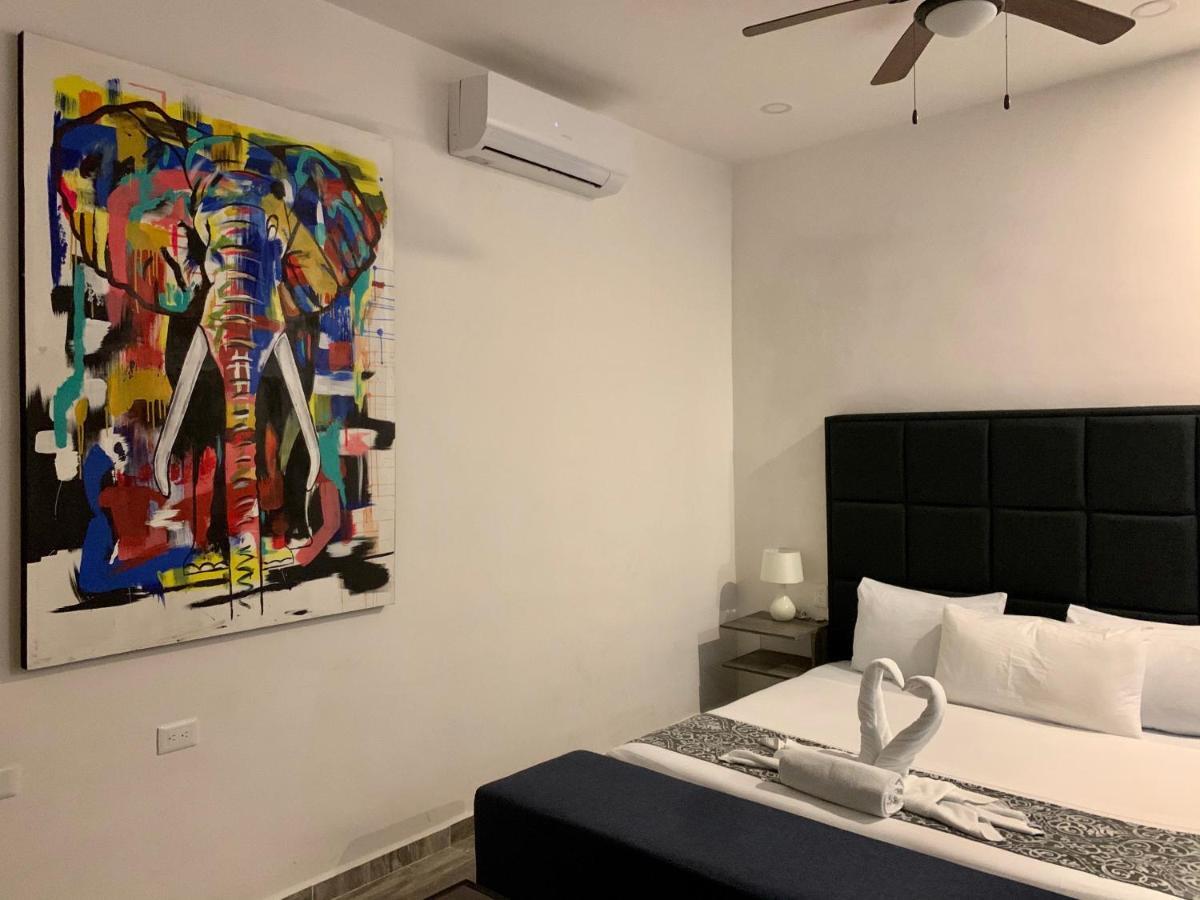Hotel Silversands Boutique - 5th Ave