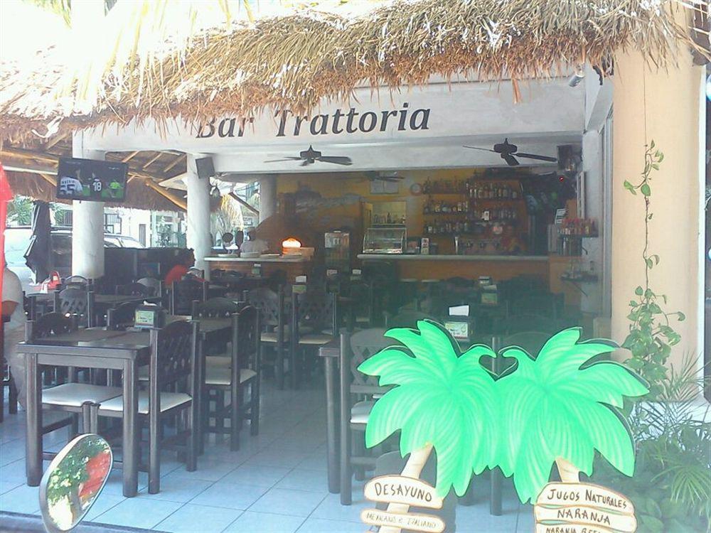Banana Boutique & - 5th Av Playa del Carmen