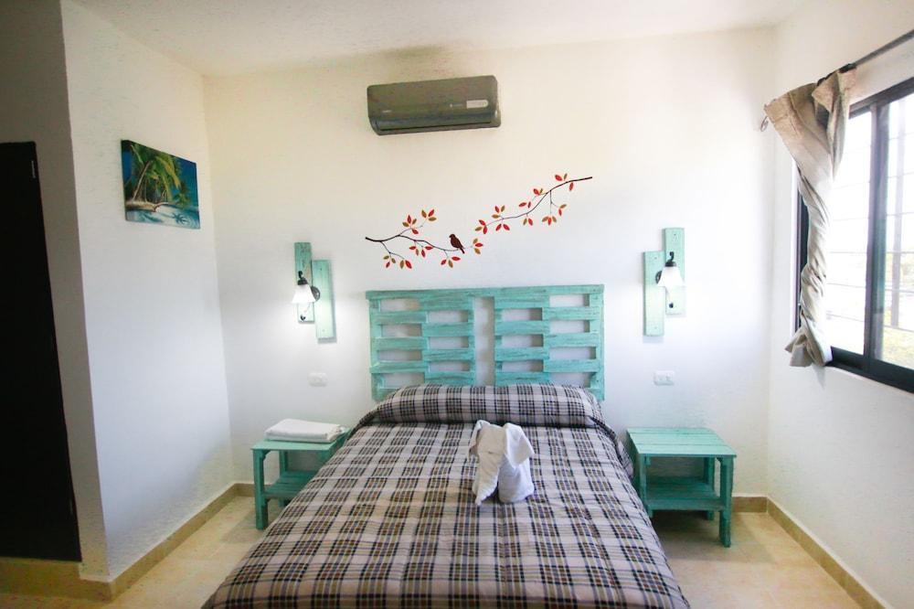 Isza Playa del Carmen