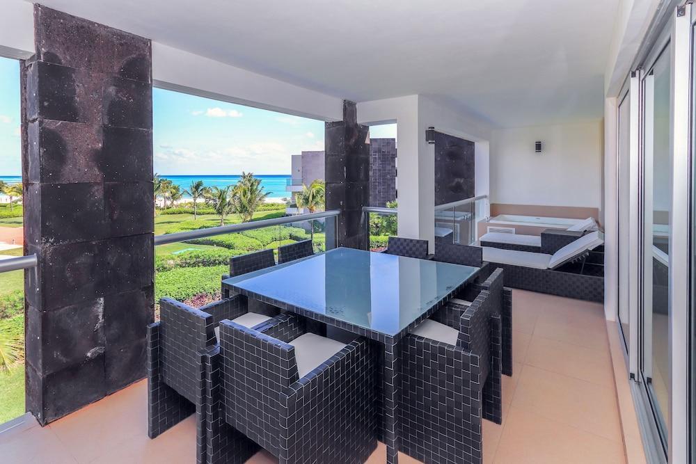 Hotel Christian By Nas 4*