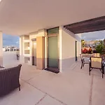 Mararena Condos By Nah Hotels