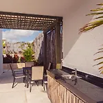 Mararena Condos By Nah Hotels
