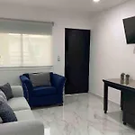 Bright Luxury Apartment With Swimming Pool