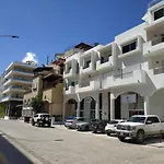 Super Chic 2Bd Apartment Just Remodeled