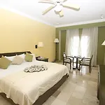 Hotel Los Itzaes