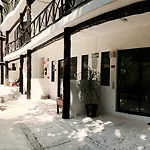 Siesta Fiesta Hotel Adults Only - 5Th Avenue