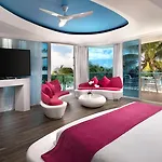 We Uniq Hotel El Carmen Adults Only