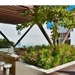 Gorgeus Condo 1 Block 5Ta - Beach 5 Min. Walking