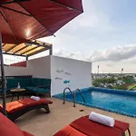 Luxury Penthouse And Private Rooftop Pool On 5Ta Avenida