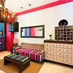 Hotel Mariachi By Kavia 5Th Av