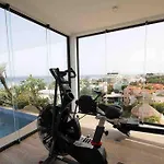 Estudio En La Quinta Con Excelentes Vistas