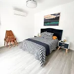 Bali Life Style Villa, Beautiful 3Brs 2.5 Bath Beach House.