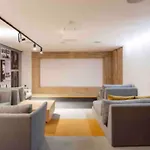 Ideally Located Studio Steps From The 5Th Avenue