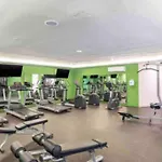 Ideally Located Studio Steps From The 5Th Avenue