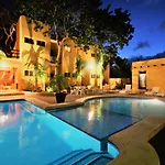Hotel Lunasol