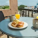 Ph A Pasos Del Ado, Quinta Y Mar