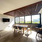 Estudio Centrico Entre Av. 10 Y 5Ta Av.