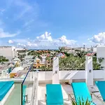 Anah Suites #202 N