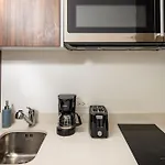 Studio Walk Distance To Wallmart And 5Ta Avenue