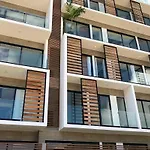 Luxe Top-Floor Incredible Roof Pool At Complex