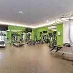 Luxury Condo 1Br Kitchen Ac Gym Pool Cinema