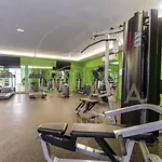 Luxury Condo 1Br Kitchen Ac Gym Pool Cinema