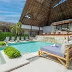 Areia Playa Del Carmen - Beach Front Hotel Boutique
