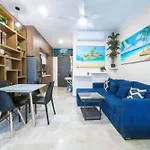 Studio Caribbean Dreams - Stylish & Only 2 Blocks To The Beach - At Bahay Condos