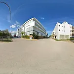 Condo Deva By 770
