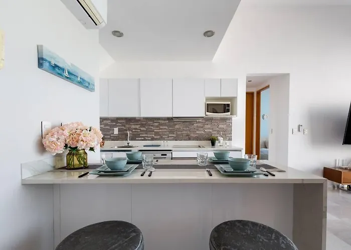 Luxury Penthouse And Private Rooftop Pool On 5Ta Avenida