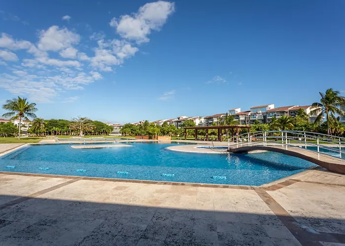 New !! Casa Miramar Ocean View 325 S Apts