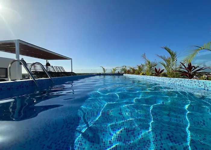 Fully Equipped 1Bd Ph With Gym Rooftop Pool And Bbq