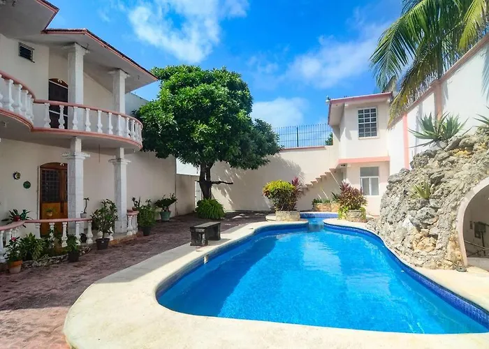 Casa Con Alberca Y Amplio Espacio Para Tu Familia
