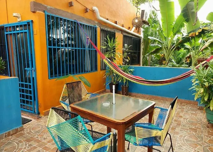 Casa Naranja
