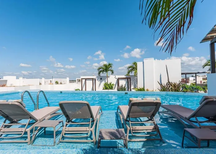 Luxury Condo 1Br Kitchen Ac Gym Pool Cinema