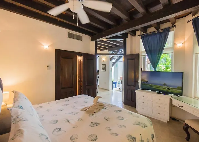 Royal Palms 5 Condo