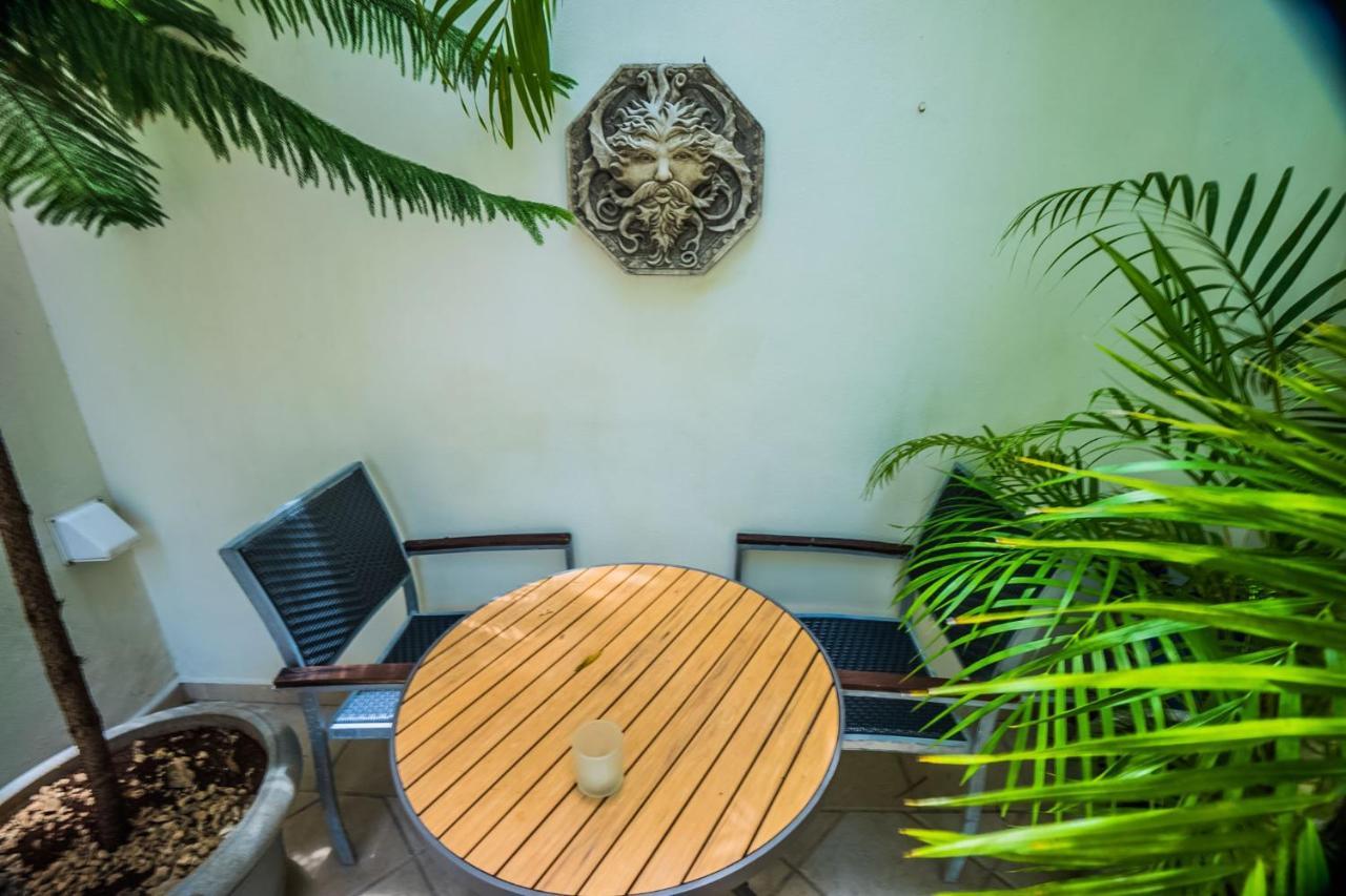 Apartment Romanina 1 In