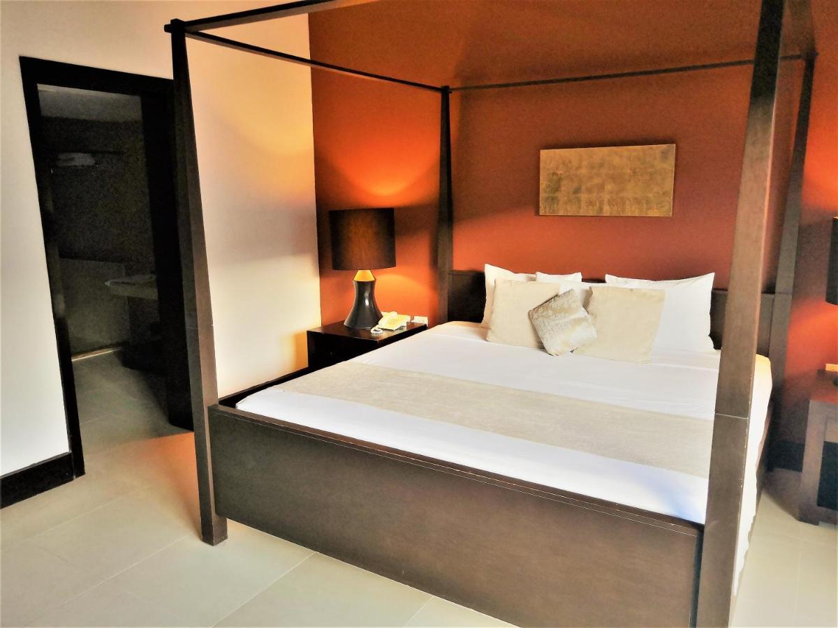 Aldea Thai Apartment *