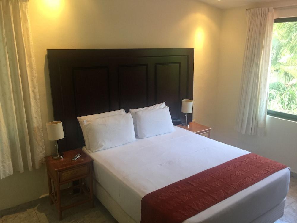 Bed & Breakfast Oasis Boutique